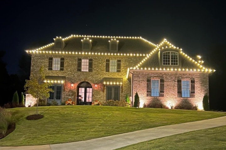 Christmas Light Installation Servie Hoover AL 23